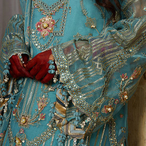 Costume de boutique pakistanais et indien/robe de soirée 3 pièces brodée à la main dernière collection pour vêtements de fête et de mariage - Product Image 6