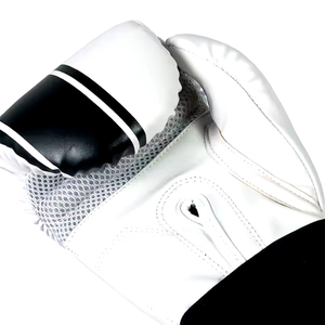 Nouveauté OEM Gants de boxe rembourrés doux 6oz 18oz Gants de boxe à dentelle super fabriqués au Pakistan - Product Image 4