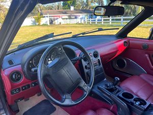 Gran Oferta: Mazda MX-5 Miata Edición Limitada de 1993 Usado, Listo para Enviar - Product Image 2