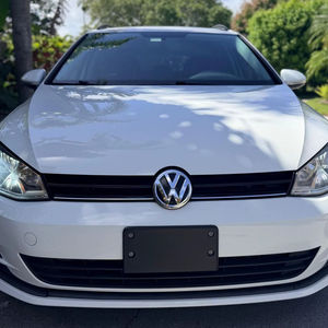 Volkswagen Golf SportWagen S 2016 d'occasion en excellent état, sans réserve, turbo 4 cylindres, provenance sud, blanc pur, non modifiée - Product Image 1