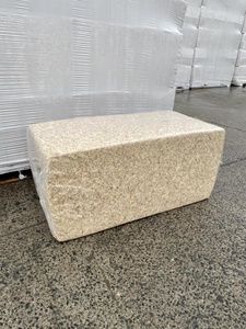 ขี้เลื่อยไม้บดอัดแน่นสำหรับปูรองนอนม้าในฟาร์มหรือคอกสัตว์ - Product Image 1