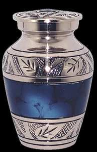 Mini urna de recuerdo de cremación pequeña clásica para cenizas humanas con caja de terciopelo Diseño de Fuego Azul de 2,6 pulgadas Hecho de latón - Product Image 5