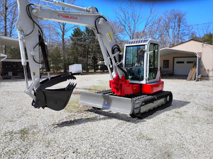 Excavadora Mini de Orugas Usada de Calidad RTS Lista para Enviar, Takeuchi TB 180 FR, Cucharón de 0.09m, Motor Takeuchi, Cabina PLC, Orugas de Goma, Ángulo Ajustable - Product Image 6
