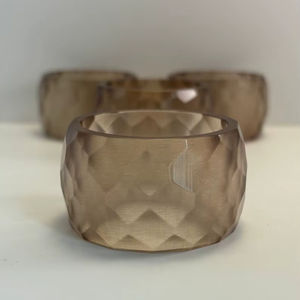 Anneaux de serviette en acrylique de qualité supérieure, écologiques, durables, design haut de gamme, accessoires de table pour mariages, fêtes de Noël, en stock - Product Image 1