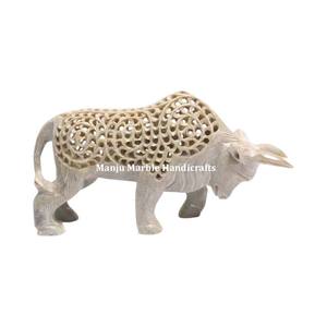 Statue d'animal en forme d'éléphant courbé à la main, élégant et excellent travail en stéatite avec polissage naturel pour article de décoration intérieure - Product Image 5