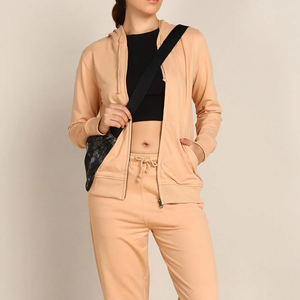 Ensemble de jogging pour femmes, survêtement de fitness, vêtements décontractés, tenue de sport légère, douce et confortable, vente en gros OEM/ODM, ensemble tendance - Product Image 3