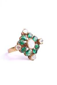 Anillo de diseño floral con piedras verdes y blancas y detalles plateados, con acabado dorado vintage, estilo victoriano, ajustable, para cóctel - Product Image 4