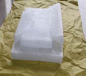 Cire de paraffine Kunlun de haute qualité, entièrement raffinée, transparente, faible teneur en huile, point de fusion 70/75/80, indice cristallin 80/95% - Product Image 2