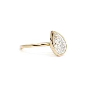 Elegante Anillo con Diamante Cultivado en Laboratorio de 3 Ct D-F VVS1-VS2 en Oro Amarillo de 14K y 18K para Novia, Boda, Compromiso y Fiestas - Product Image 2