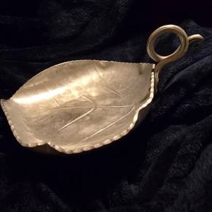 ถาดเสิร์ฟอะลูมิเนียมรูปใบไม้แบบวินเทจ บีนิลัม ตีขึ้นรูปด้วยมือ พร้อมหูจับ - Product Image 4