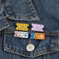 Broche personalizado para aventuras en avión, oferta de tarjetas de la película, enganche, sonrisa, cupón, Pin de solapa