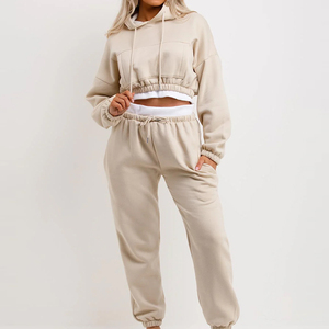 Nuevo chándal de mujer de diseño liso totalmente personalizado de calidad superior superventas al por mayor precio barato chándal corto de mujer - Product Image 6