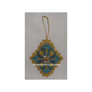 Forma personalizada tela hecha a mano oro Zari bordado con cuentas árbol de Navidad adorno colgante para decoración de festivales propósito - Product Image 1