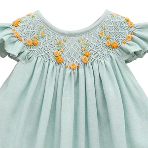 Robe à smocks pour filles mignonnes-robe personnalisée brodée à la main pour bébé fille-OEM-ODM - SM221110 - Product Image 2