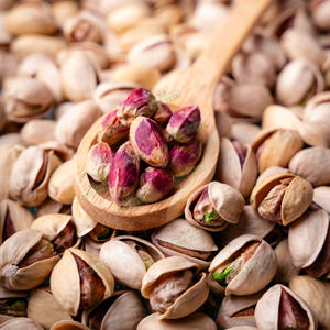 Noix de pistache biologiques |   Non salé, cru |   Riche en nutriments |   Qualité supérieure |   100% Naturel |   Emballage personnalisable - Product Image 3