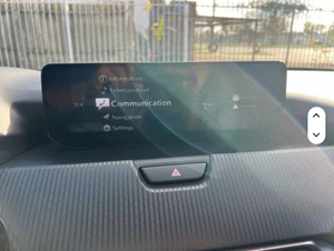 Mazda CX-90 3.3 Turbo Select 4 portes SUV AWD 2025 d'occasion en excellent état - Product Image 3