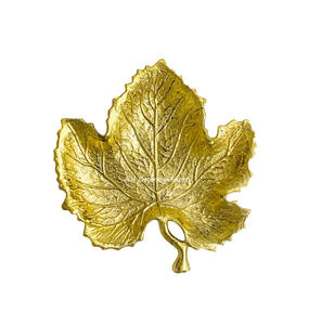 Assiette feuille d'or pour servir des noix et des bonbons Nouveau bol de service de chocolat pour dessert Plateau de table pour traiteur - Product Image 1