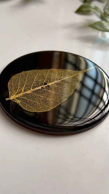 HOME  GARDEN-THEMED EPOXY RESIN AND WOOD COASTERS Set Stylish Cup Model Drink Coaster Good Price for Artisan Craft Use