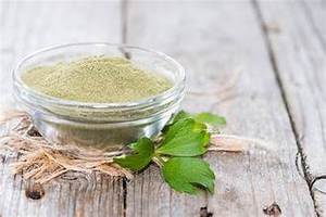 SUPPLÉMENT SUPERALIMENTAIRE EN POUDRE DE CÉLERI NATUREL POUR LA DÉFENSE IMMUNITAIRE ET LA NUTRITION D'ÉTIQUETTE PROPRE - Product Image 2