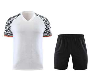 ชุดเสื้อฟุตบอลของผู้ชายผ้าโพลีเอสเตอร์แบบซับลิเมชันชุดเสื้อกีฬาสำหรับฤดูร้อน - Product Image 4