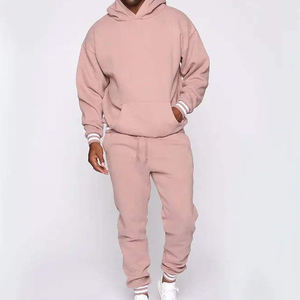 Ensemble de vêtements de sport durables pour hommes, vêtements de sport élégants et confortables pour le jogging décontracté, survêtement à capuche respirant pour la tenue d'hiver - Product Image 2