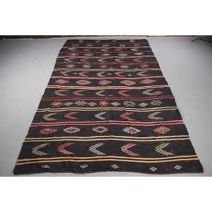 Alfombra Turca Vintage de 7,3x12,5 pies, Alfombra Extra Grande, Alfombra Negra de Kilim con Diseño de Patchwork - Product Image 1