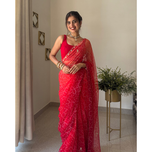 Saris Bandhej sur mesure avec personnalisation de style, blouse et embellissements sur mesure - Product Image 5