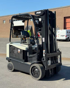 Montacargas Eléctrico de 6000 lb, 4 Válvulas, 48V, Crowns FC5225-60 - Product Image 4