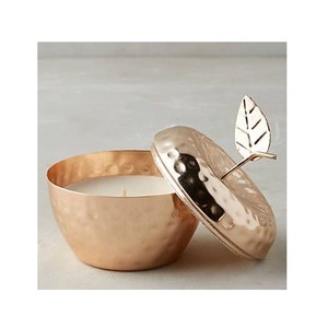 Bougeoir votif en métal bohème chic qui ajoute une touche artisanale aux intérieurs minimalistes modernes ou scandinaves - Product Image 6