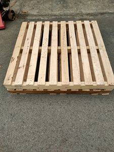 Venta caliente 2024 paletas de madera ecológicas directas de la fábrica de Vietnam para el precio de fábrica de transporte mundial - Product Image 4