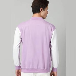 Chaqueta Varsity de Lona de Invierno para Hombre con Logotipo Personalizado, Parche Bordado, Reversible y Ecológica - Product Image 5