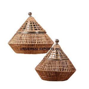 Olla caliente de madera de nogal con tapa martillada dorada Cazuela hecha a mano de calidad premium Calentador de alimentos de metal de lujo de la mejor calidad - Product Image 5