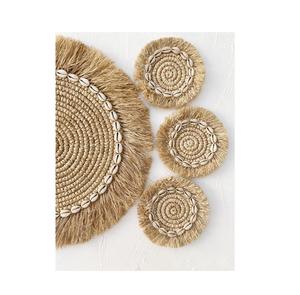 Sous-verre en raphia naturel pour une décoration intérieure éco-responsable, soutenant un mode de vie durable et la protection de la table - Product Image 4