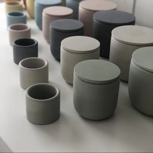 Pots de bougie en métal ronds enduits de poudre chics pots de bougie pour la fabrication de bougie de cire parfaite pour les décorations de bureau d'hôtel de décor à la maison - Product Image 1