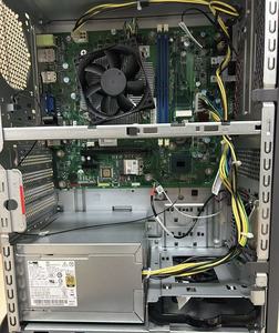 Nouvel ordinateur de bureau ThinkCentre P900c - Intel Core i5-14400 de 14e génération - 16 Go de RAM - 512 Go de SSD - Noir - Windows 10 - 1 an - Product Image 4