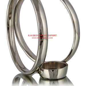 Bougeoir élégant pour la décoration de la maison Bougeoir décoratif fait main plaqué argent avec dessus de table dans un nouveau design - Product Image 6