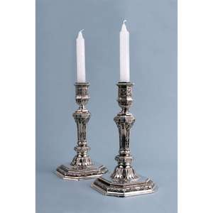 High-quality aluminum <b>candle</b> <b>holder</b> with floral embossing suitable for birthday parties romantic <b>dinners</b> and candlelight evening - Product Image 3