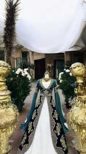 Acheter un caftan royal marocain brodé à la main Robe de luxe de qualité supérieure pour les mariages, les fêtes et les événements spéciaux - Product Image 2