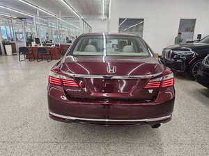 Sedán LX 2023 2024 Usado, Motor de 4 Cilindros Confiable, Interior Moderno, en Buen Estado, Suministrado desde Japón - Product Image 4