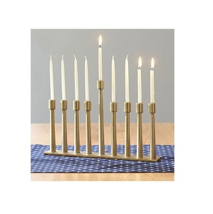 Bougeoir en aluminium doré antique pour les événements de Noël luxueux pour le décor de table de restaurant de mariage Bougie éclaircissante élégante - Product Image 6