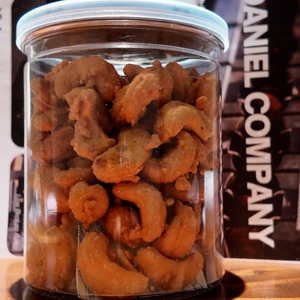 Noix de cajou du Vietnam de qualité supérieure W450, grillées à l'ail et au piment, collation savoureuse biologique, 100% naturelle, avec approvisionnement en vrac - Product Image 6