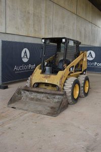 Chargeuse sur pneus Caterpillar 216B Diesel à vendre - Product Image 3
