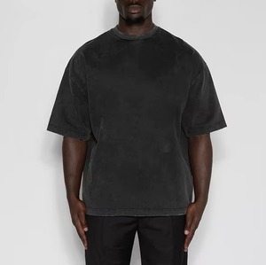 T-shirt style boxy surdimensionné avec logo personnalisé pour hommes, tissu en coton, épaules tombantes, col côtelé vieilli 2025 T-shirts pour hommes - Product Image 1