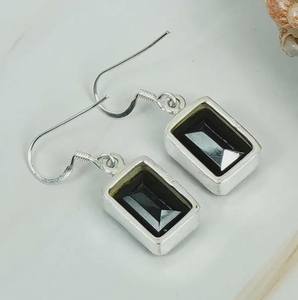 Boucles d'oreilles pendantes en onyx noir faites à la main, bijoux en argent sterling 925, cadeau élégant pour femmes, design de style bohème - Product Image 6