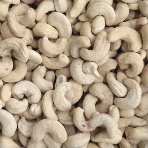 Anacardos de Vietnam de la mejor tarifa, gran oferta, precio de importación, anacardos Santigo, anacardos crudos con Etiqueta Privada, embalaje disponible - Product Image 1