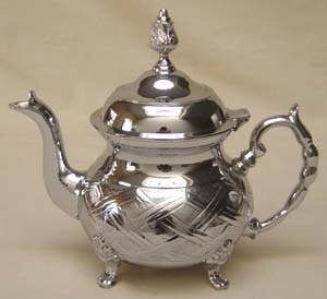 Appareils ménagers utilisés, bouilloire à thé décorative faite à la main de style moderne pour la restauration à domicile, bouilloire à thé utilisée - Product Image 2