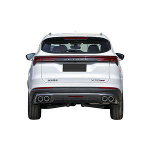 SUV intermédiaire essence X70 PLUS 2025 à prix avantageux, en parfait état, prêt à être expédié - Product Image 3