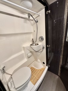 สภาพดีเยี่ยม ปี 2022 เมอร์เซเดส-เบนซ์ สปรินเตอร์ 3500 พร้อมส่ง - Product Image 5