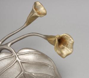 Plateau de service élégant en forme de feuille Design floral unique Idéal pour servir des collations Fruits ou affichage décoratif - Product Image 3