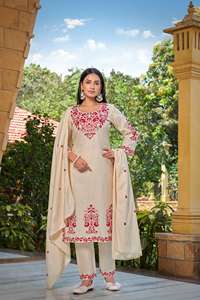 Kurti ชุดใส่ทำงานลำลองทันสมัยสำหรับเด็กผู้หญิงเนื้อผ้านุ่มและดีไซน์แขนแฟนซี - Product Image 4